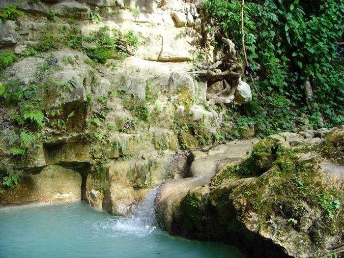 1012186_646609234904_1718770384_n